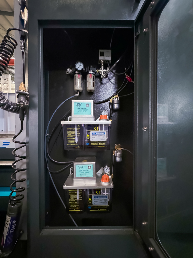 VG20 Köprü Tipi CNC Dik İşleme Merkezi