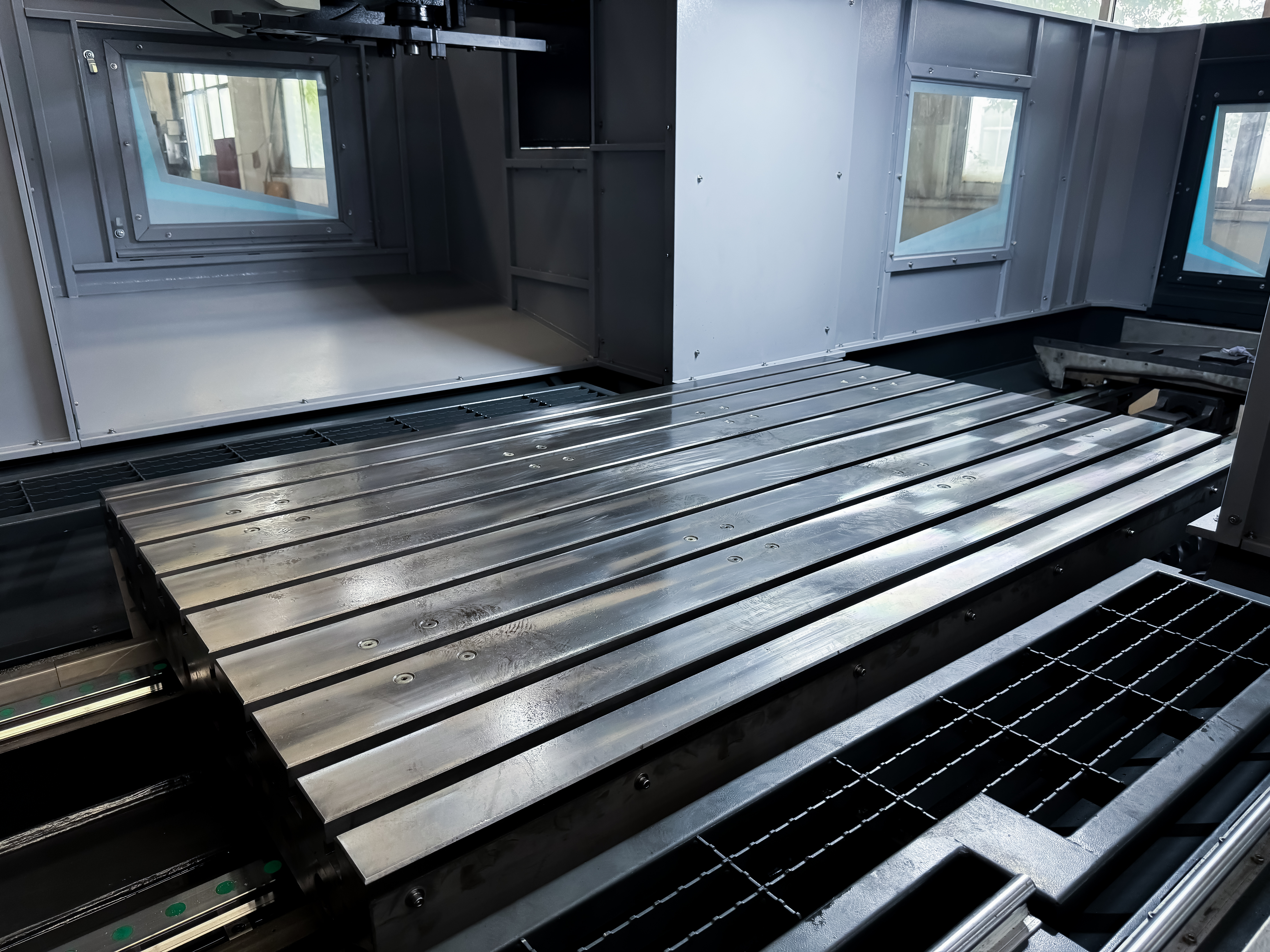 VG20 Köprü Tipi CNC Dik İşleme Merkezi