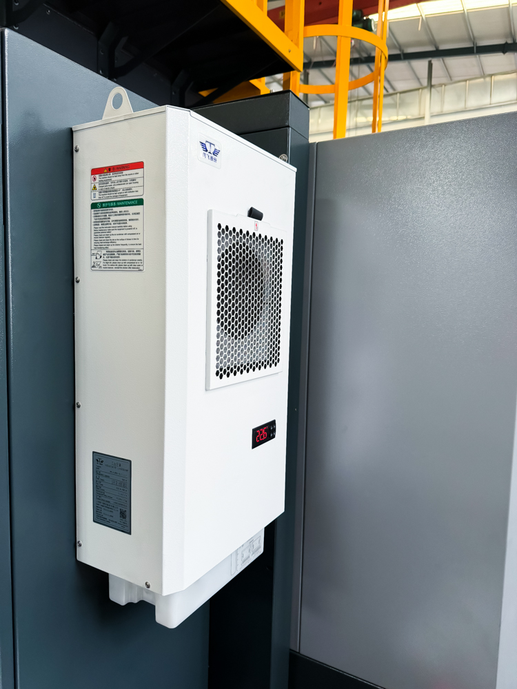 VG20 Köprü Tipi CNC Dik İşleme Merkezi