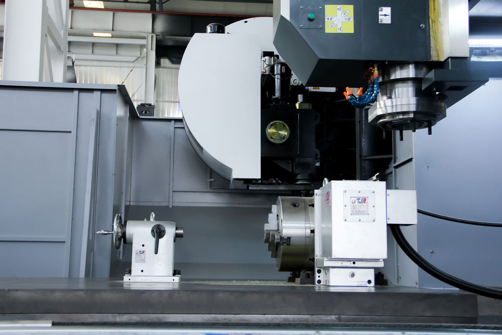 VG42 Köprü Tipi CNC Dik İşleme Merkezi